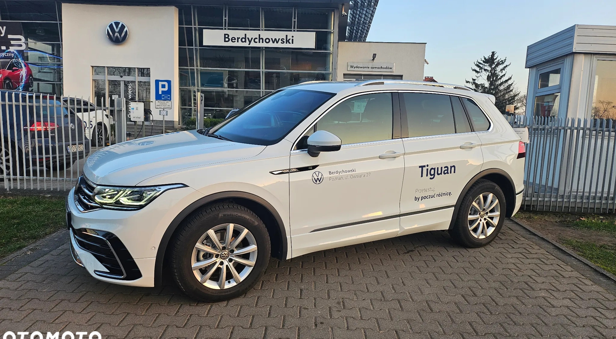 Volkswagen Tiguan cena 177990 przebieg: 1000, rok produkcji 2023 z Żerków małe 172